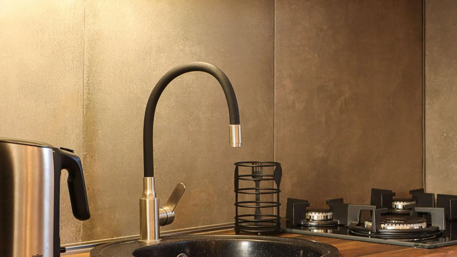Wonderful City Views - 1Br Apt By Wehost Tbilisi 0*,  Gruzie